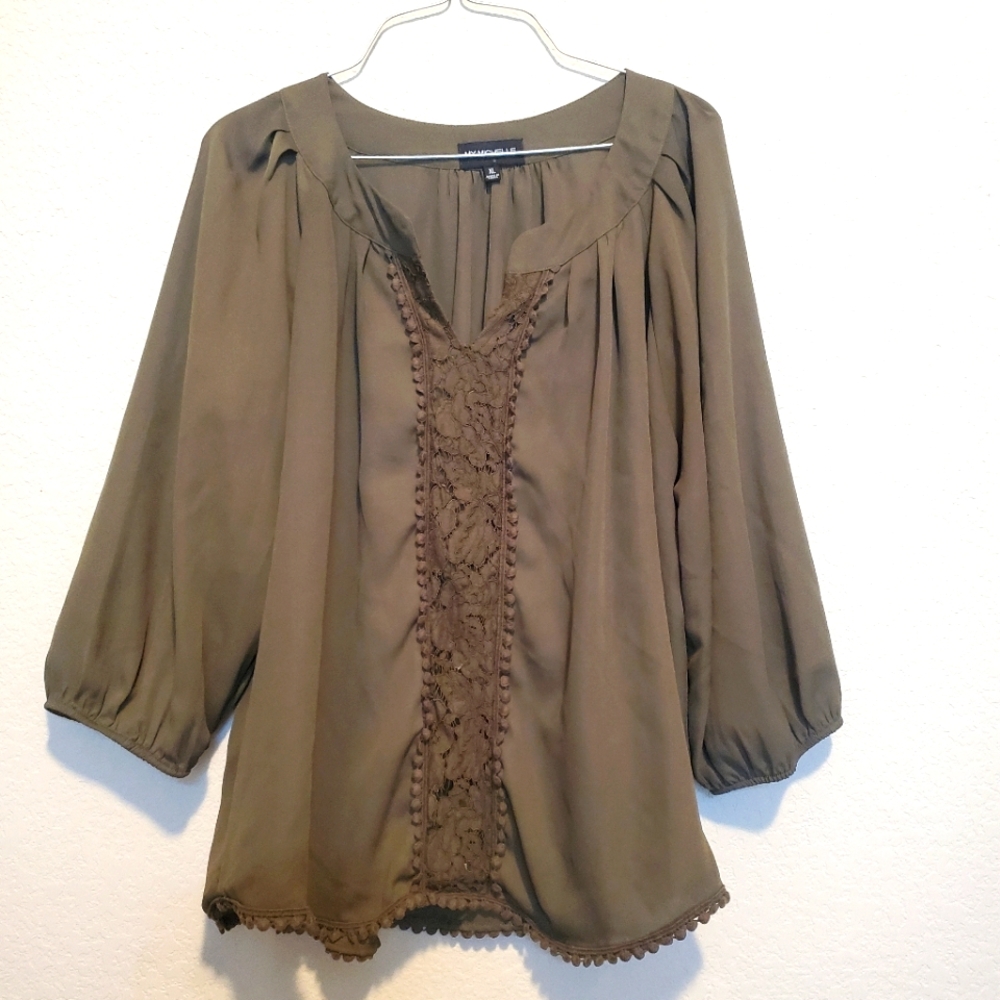 Women's Top